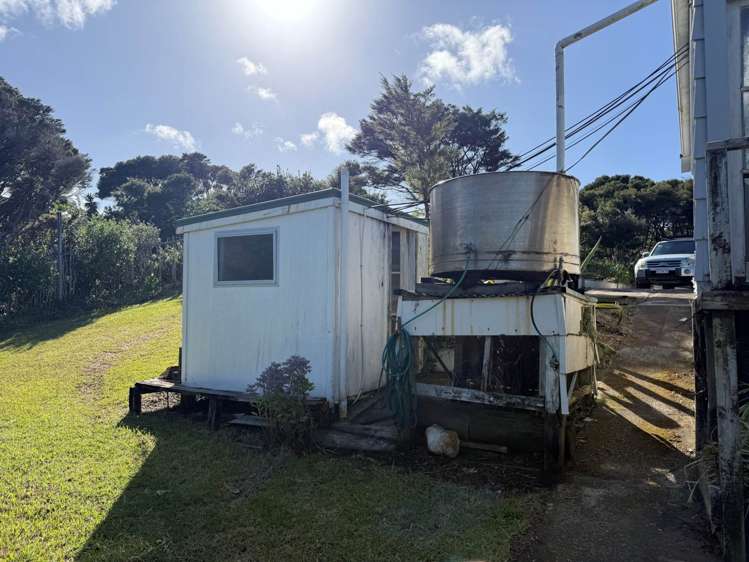 4,6,8 Iona Road Great Barrier Island_27