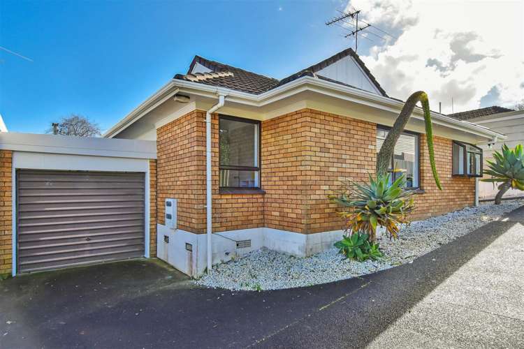 2/32 Russell Road Manurewa_12
