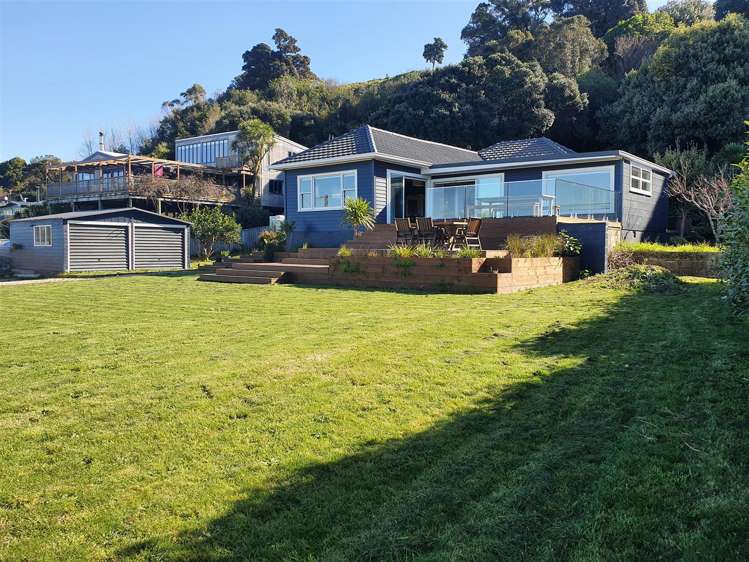 60 Douglas Street Okitu_1