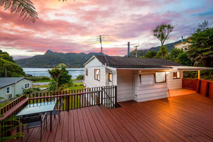 1202 Huia Road Huia_0