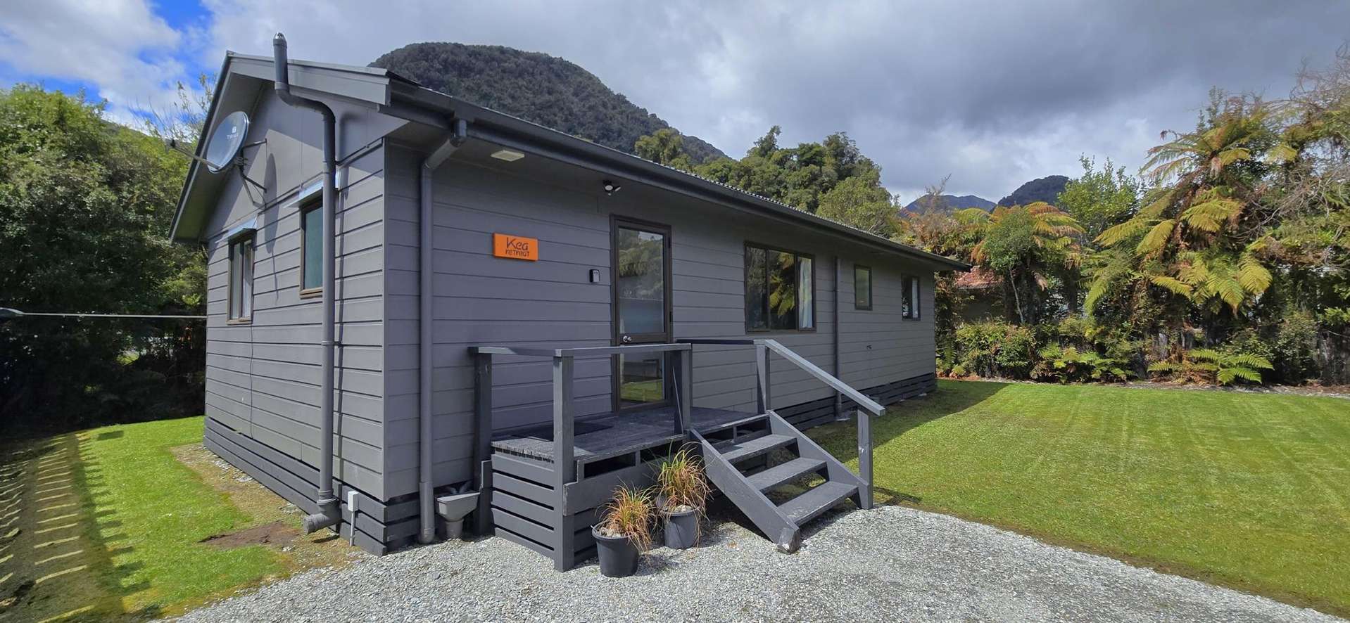 24a Cron Street Franz Josef Glacier_0