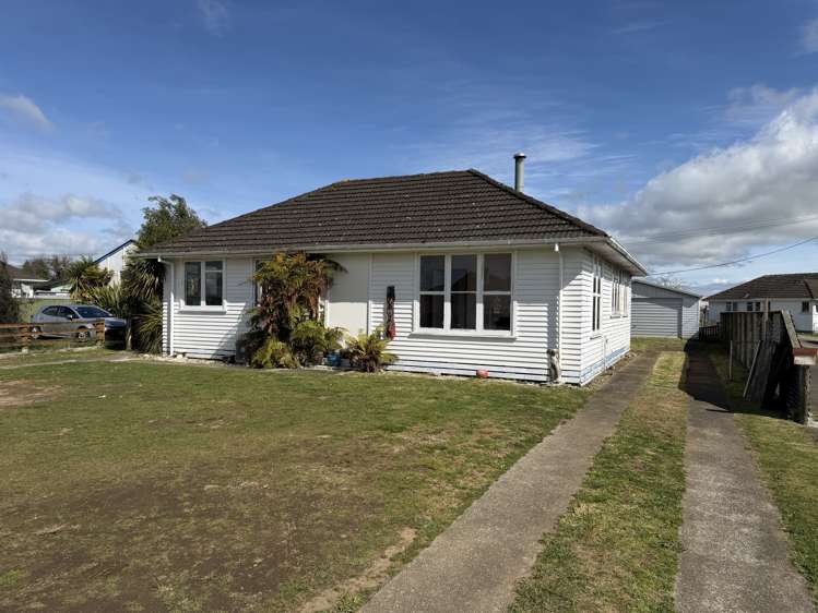 16 Robertshawe Crescent Dannevirke_15