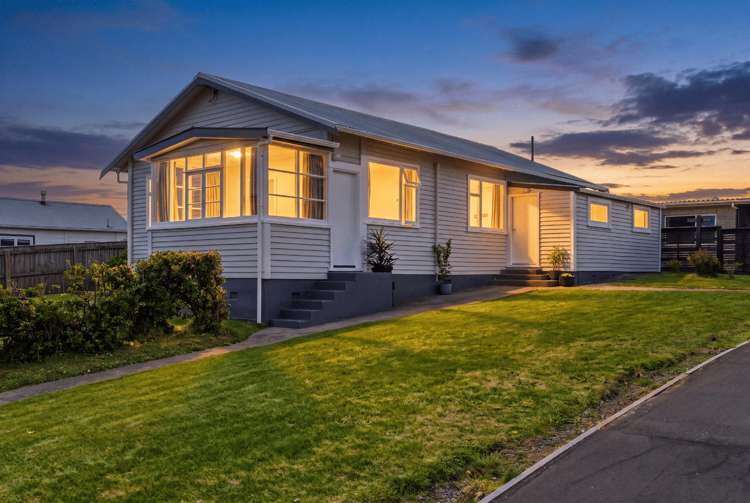 18 Hawtrey Terrace Johnsonville_19