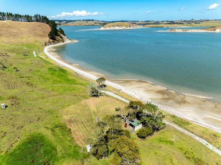 140 Beatson Road Whakapirau_28