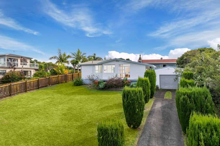 69 Killarney Avenue Torbay_31