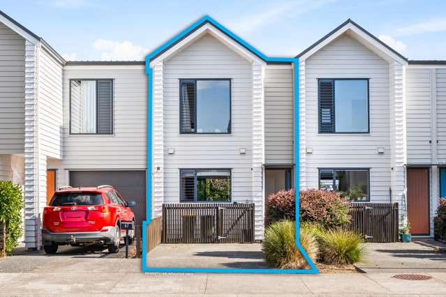 Perfectly Positioned & Priced to Go!