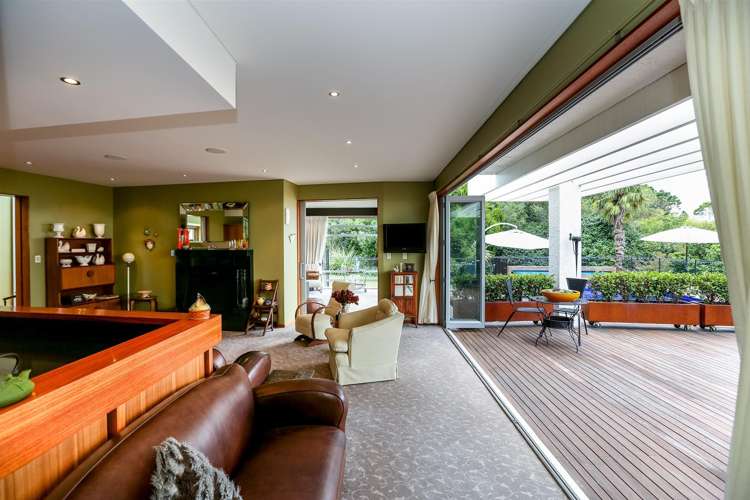 537 South Road Omata_3