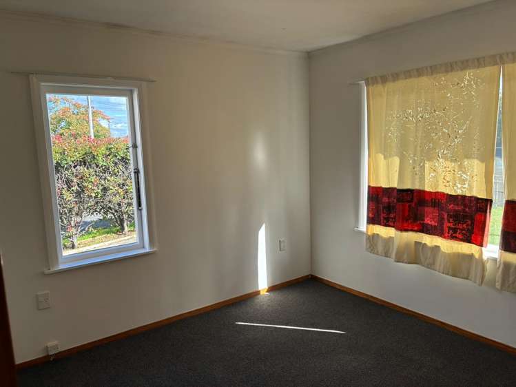 58A Sutton Crescent Papakura_14