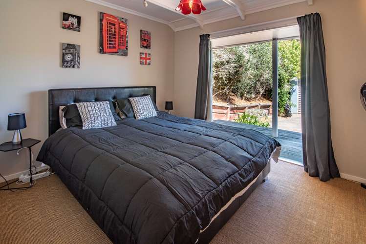 27 Bayview Crescent Duvauchelle_11