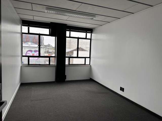 153 Victoria Street Hamilton Central_2