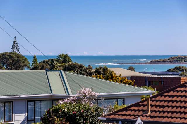 6 Uenuku Avenue Raglan_1