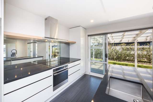 15 Monaco Grove Fitzherbert_4