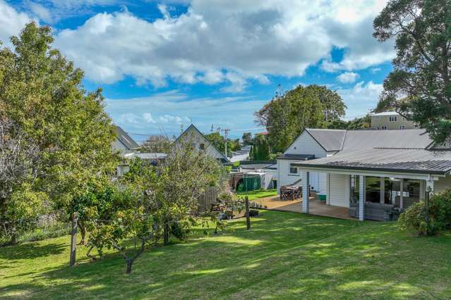 302 Hape Road Thames_1