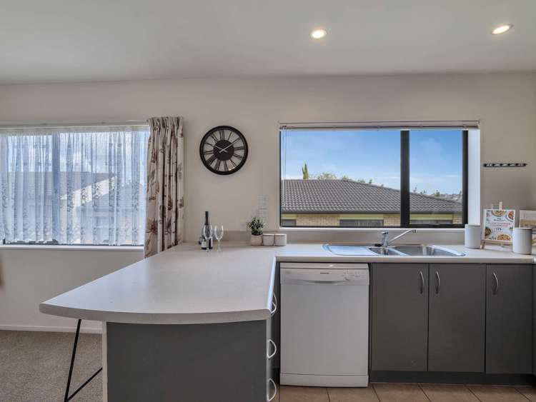 14/197 Royal Road Massey_11