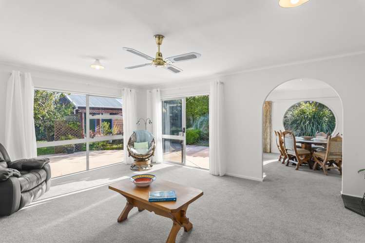 10 Cedar Drive Paraparaumu Beach_3