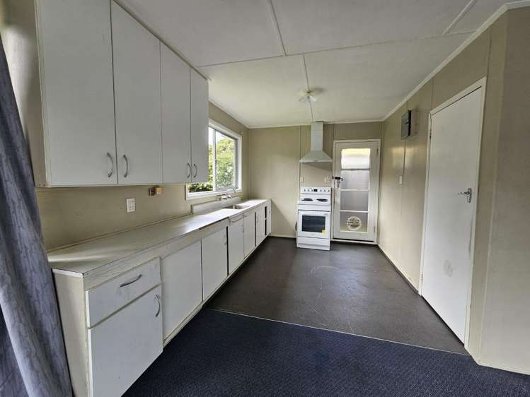 2/12 Naumai Place 2164_1