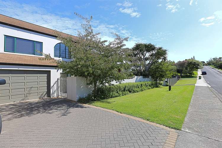 1/105 Beach Road Mellons Bay_17