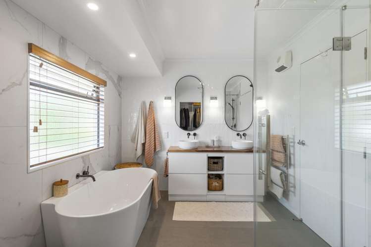 5A Carol Place Otumoetai_13