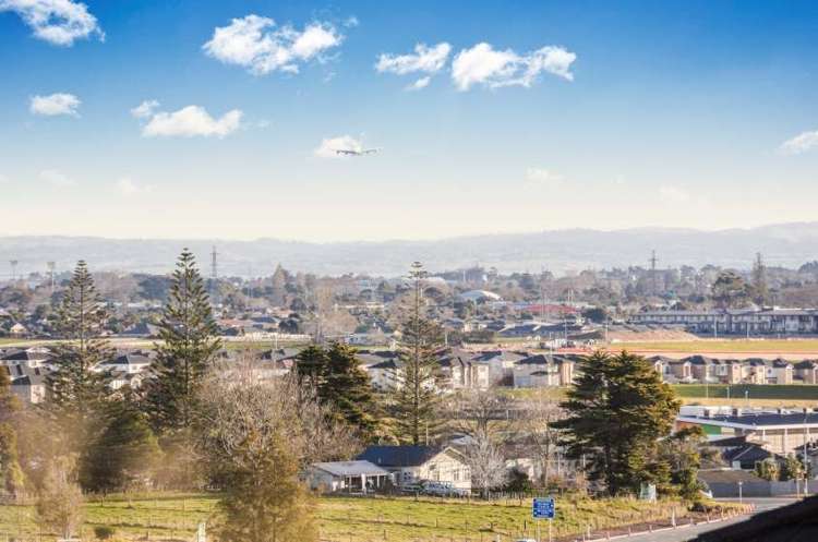 34 Amaretto Avenue Flat Bush_1