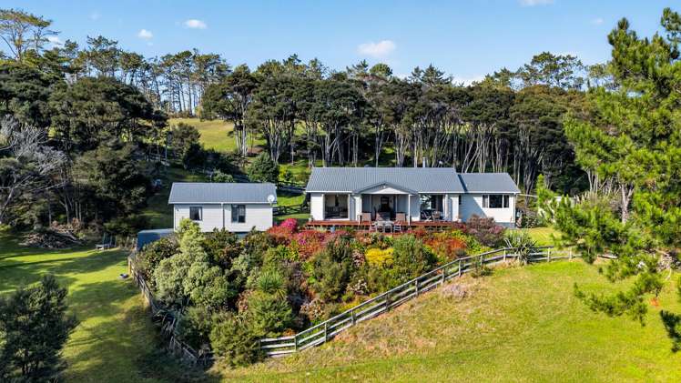 397 Wishart Road Helensville_2