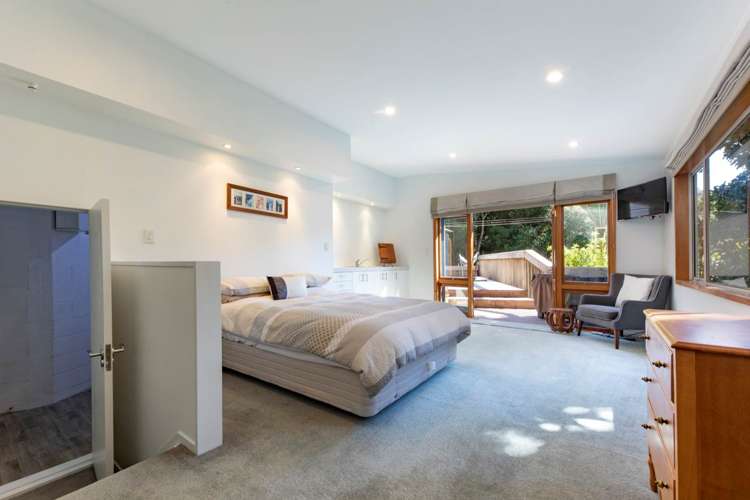 166 Woodlands Park Road Titirangi_11