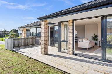 24 Kowi Lakes Drive_1