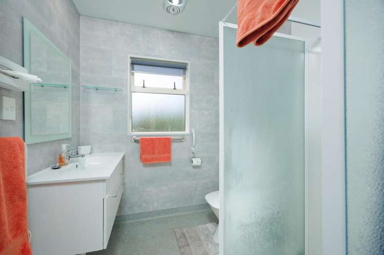 2/7 Old Beach Road Kaikoura_13