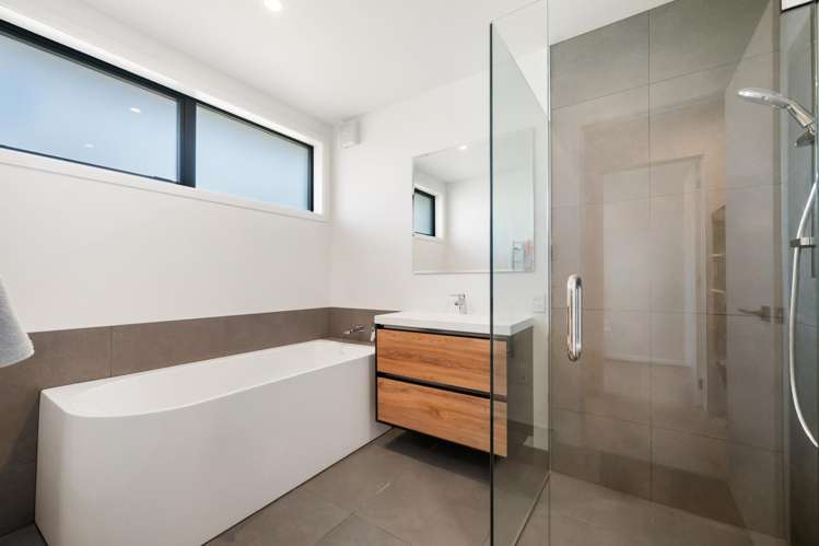 11 Sarges Way Lake Hawea_18