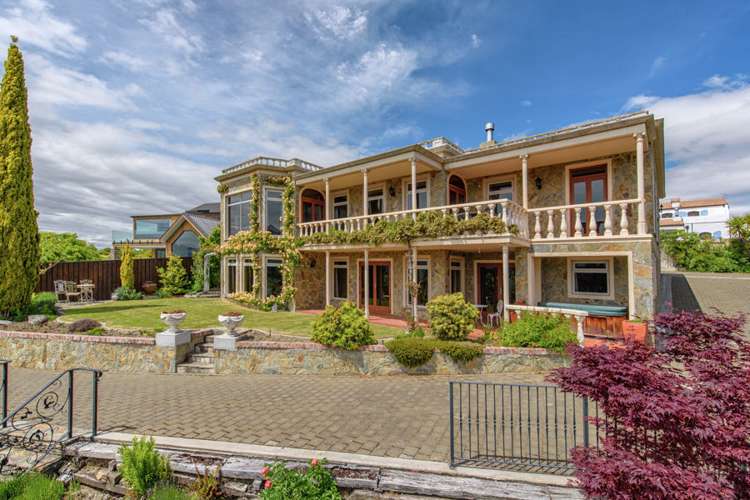 143 Stone Street Wanaka_1