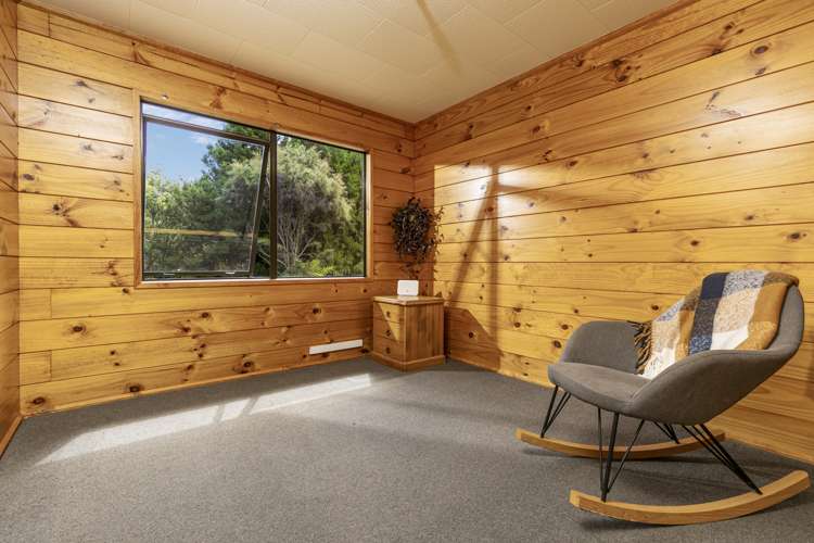 1074 Peak Road Helensville_12