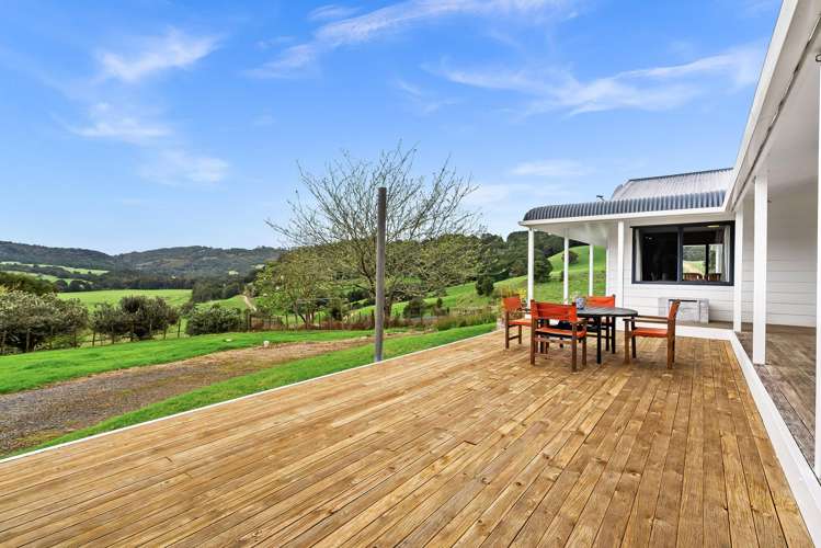 2006A State Highway 1 Whakapara_4