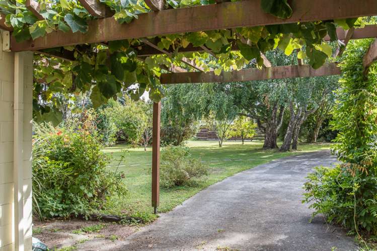 15 Knights Grove Otaki_22