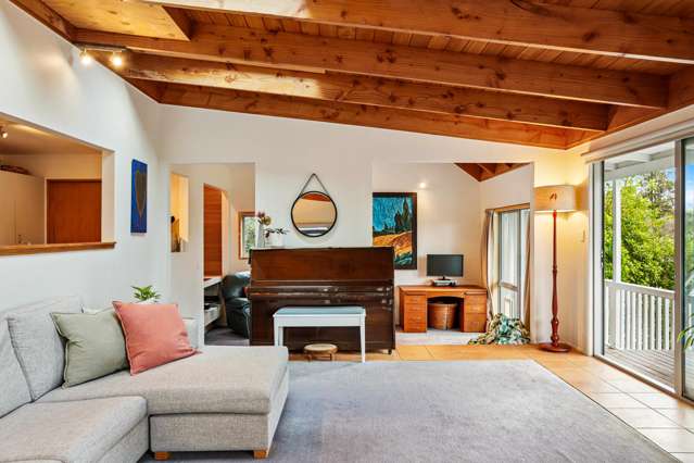 192 Carter Road Oratia_3