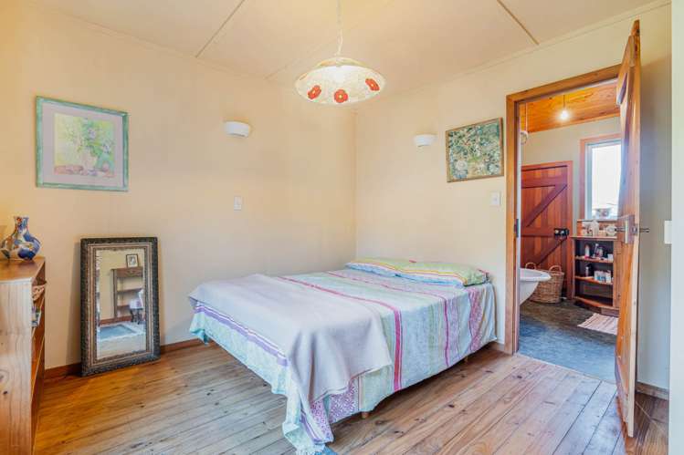 11 Harbour View Road Point Wells_14