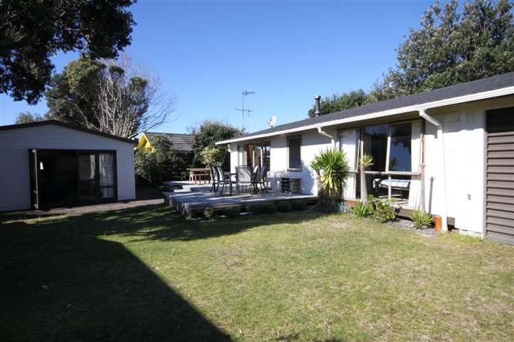 8 Winderton Way Pauanui_2