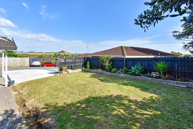 2/9 Kopara Place Clendon Park_1