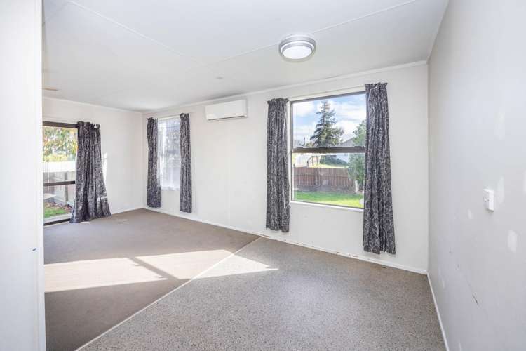 12 Wordsworth Crescent Enderley_7