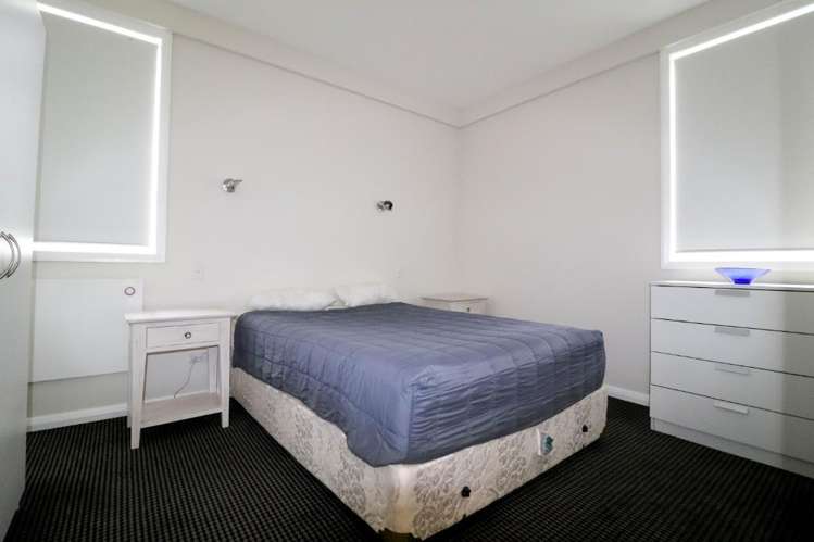 Address withheld Thames_3