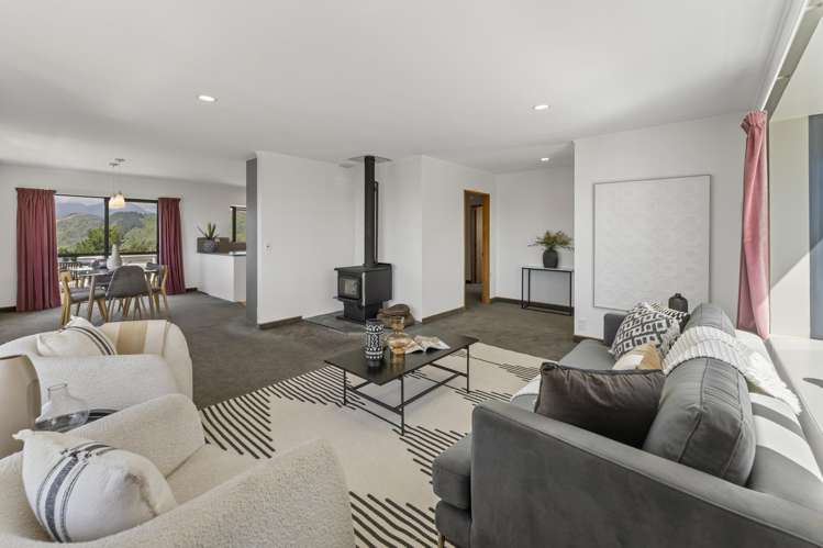 325 Princes Drive Britannia Heights_8