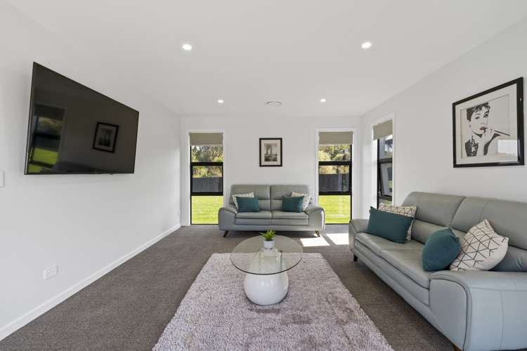 12 Kahikatea Drive Kinloch_10