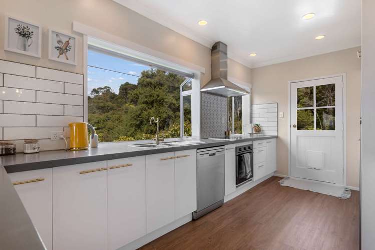 3 Laingrange Place Laingholm_18