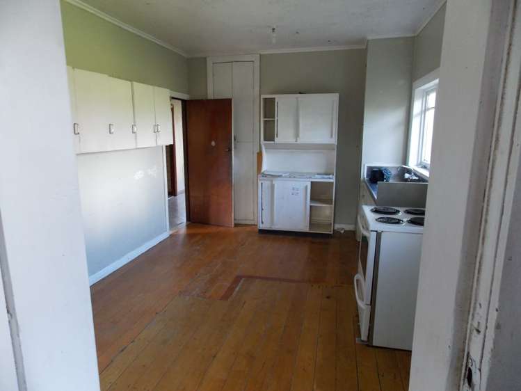 32 Driver Road Mangere East_13