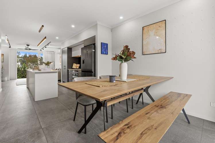 18 Taitonga Lane Stanmore Bay_8