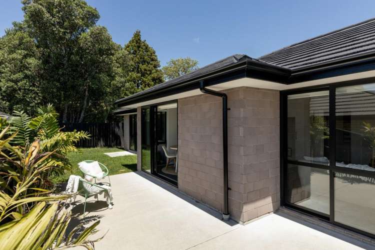 11 Clover Lane Pyes Pa_15