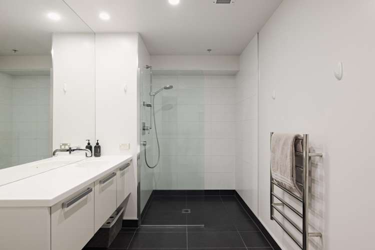 303/50B Cross Road (The Nautilus) City Centre_10