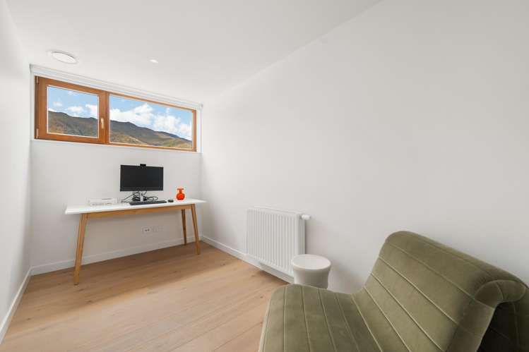 6 Fern Burn Close Wanaka_25