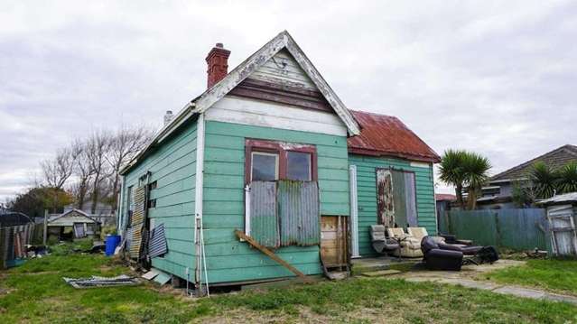 Invercargill's 'worst house' sells for $154,000 after bidding war