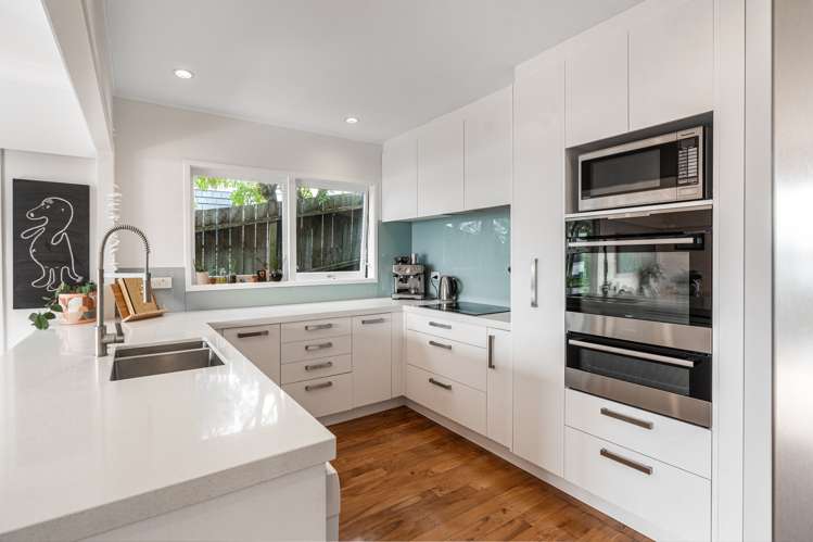 1/14 Lake View Road Takapuna_9