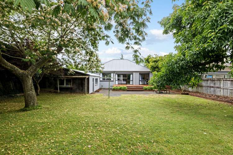 155 Cobham Drive Hamilton East_15