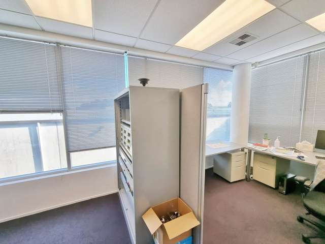 Unit 2I/3 Ceres Court Rosedale_4